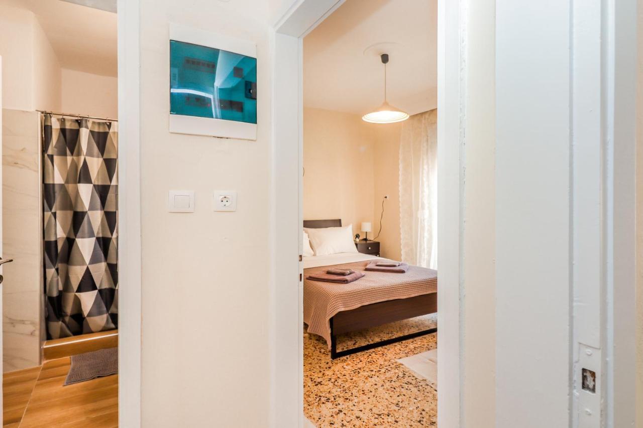 Grand Apartment Next To Center 3Bd 110Sqm Tesalonika Bagian luar foto