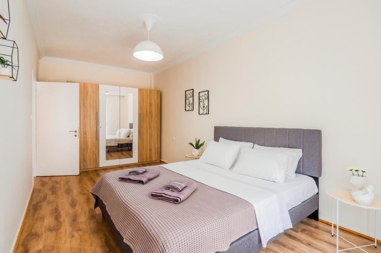 Grand Apartment Next To Center 3Bd 110Sqm Tesalonika Bagian luar foto
