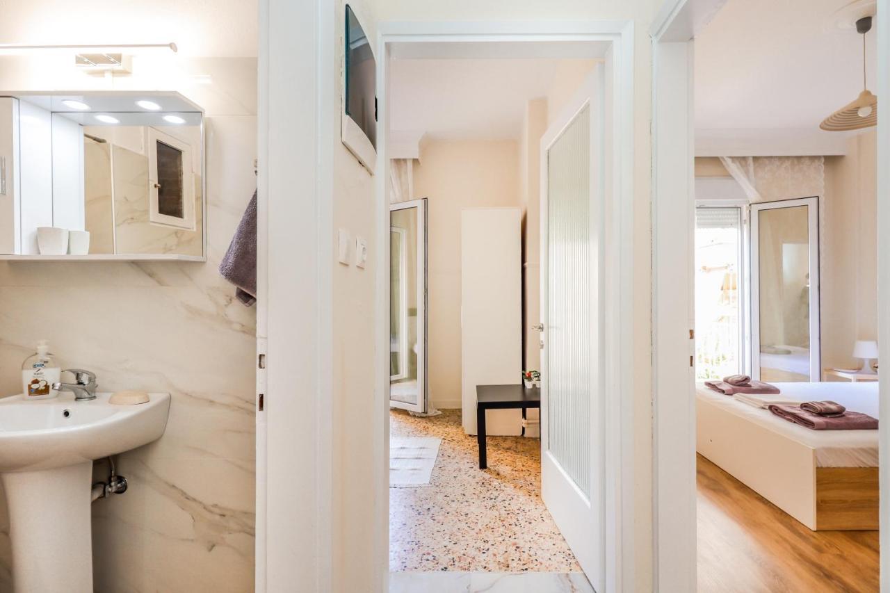 Grand Apartment Next To Center 3Bd 110Sqm Tesalonika Bagian luar foto