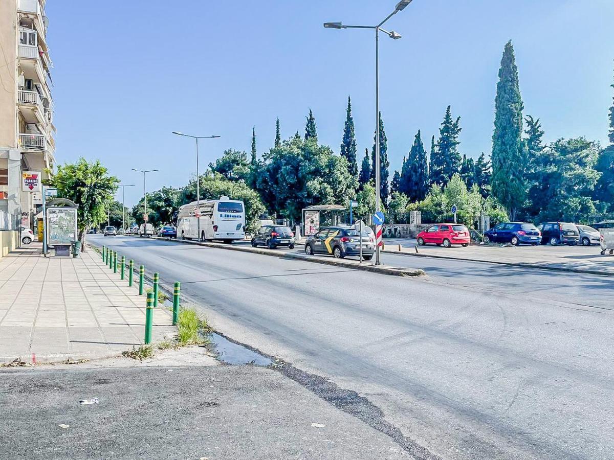 Grand Apartment Next To Center 3Bd 110Sqm Tesalonika Bagian luar foto